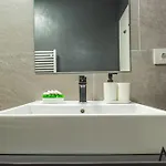 Mohost Four - Elegant Mountain Escape Apartman *