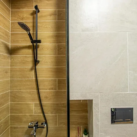 Appartamento Mohost Four - Elegant Mountain Escape *