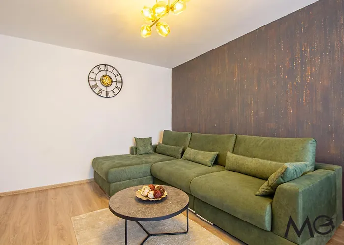 Mohost Four - Elegant Mountain Escape Брашов