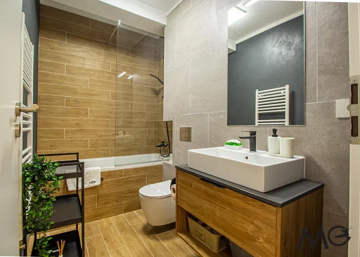 Mohost Four - Elegant Mountain Escape Апартаменты